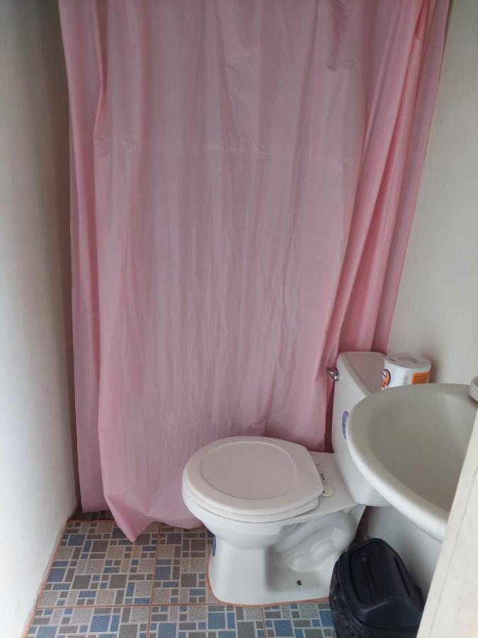 Guest House Nena モヨガルパ エクステリア 写真